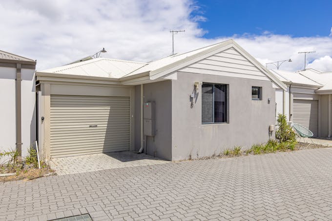 6/71 Kingaroy Drive, Baldivis, WA, 6171 - Image 1