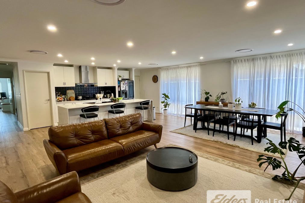 10 Gillespie Parkway, Baldivis, WA, 6171 - Image 3