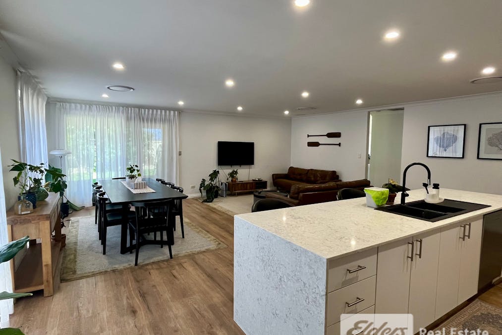 10 Gillespie Parkway, Baldivis, WA, 6171 - Image 6