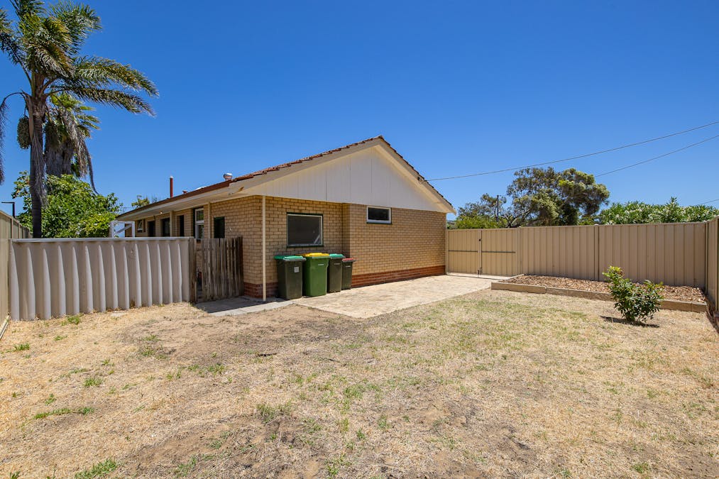 19 Leo Place, Rockingham, WA, 6168 - Image 22