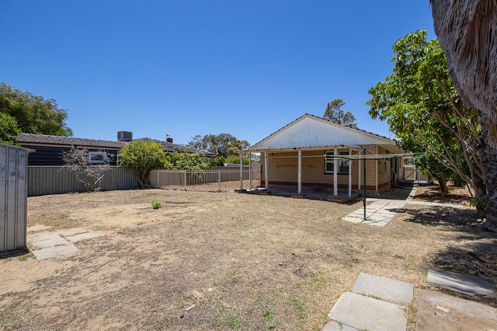 19 Leo Place, Rockingham, WA, 6168 - Image 24