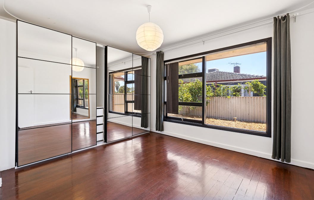 19 Leo Place, Rockingham, WA, 6168 - Image 15