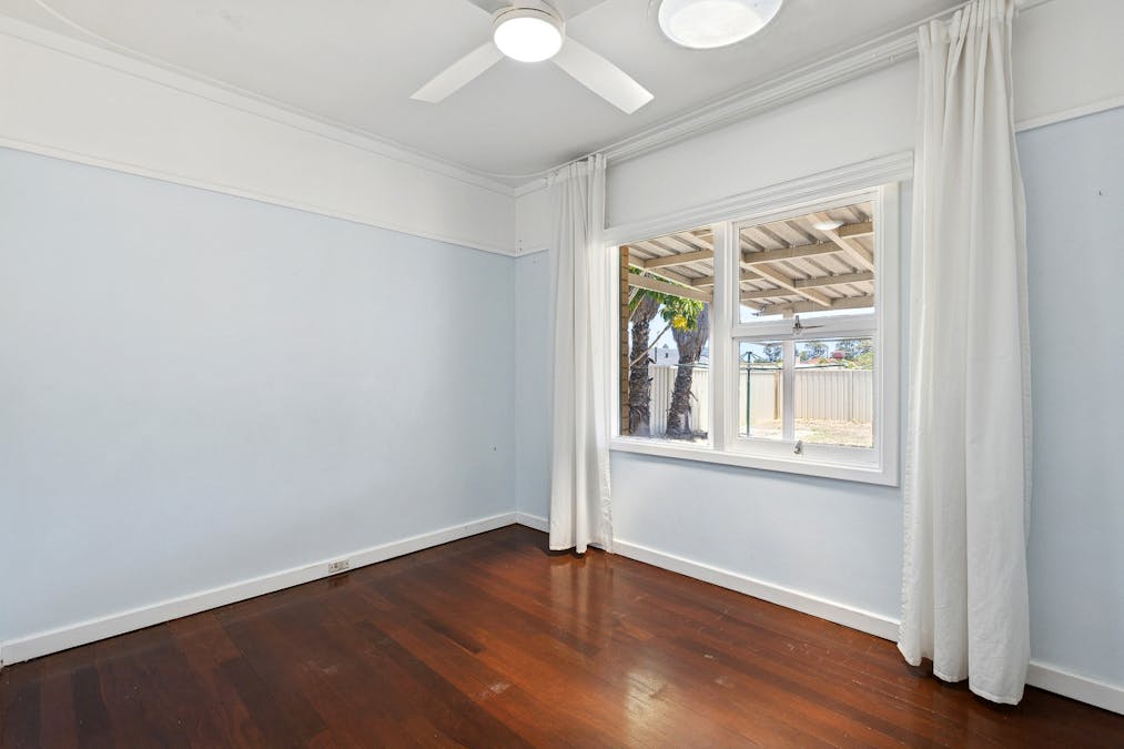 19 Leo Place, Rockingham, WA, 6168 - Image 17