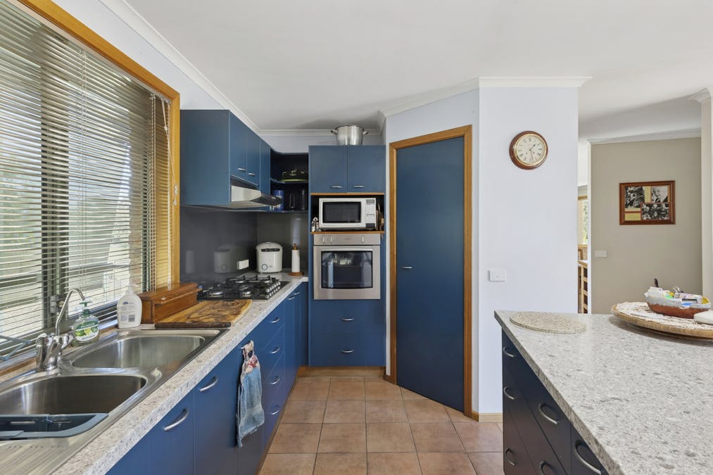 14 Holmes Court, Rutherglen, VIC, 3685 - Image 5