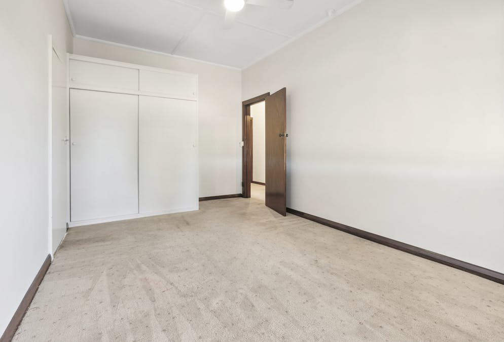 11 Benlow Road, Waikerie, SA, 5330 - Image 10