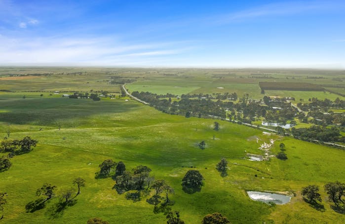 - Ballarat-Carngham Road, Bo Peep, VIC, 3351 - Image 1