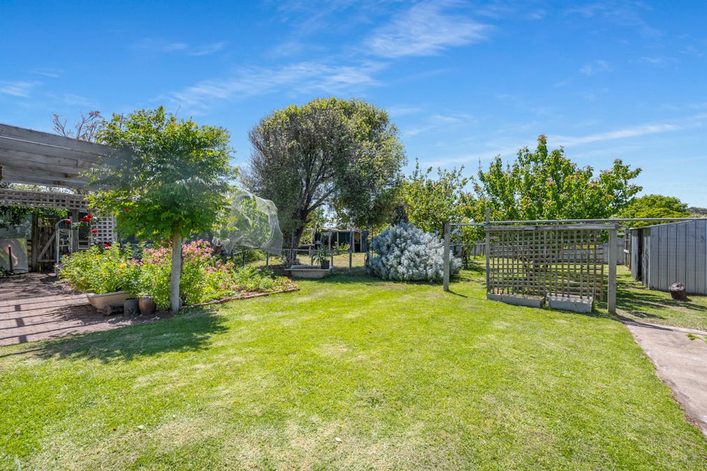 374 Williams Road, Millicent, SA, 5280 - Image 16