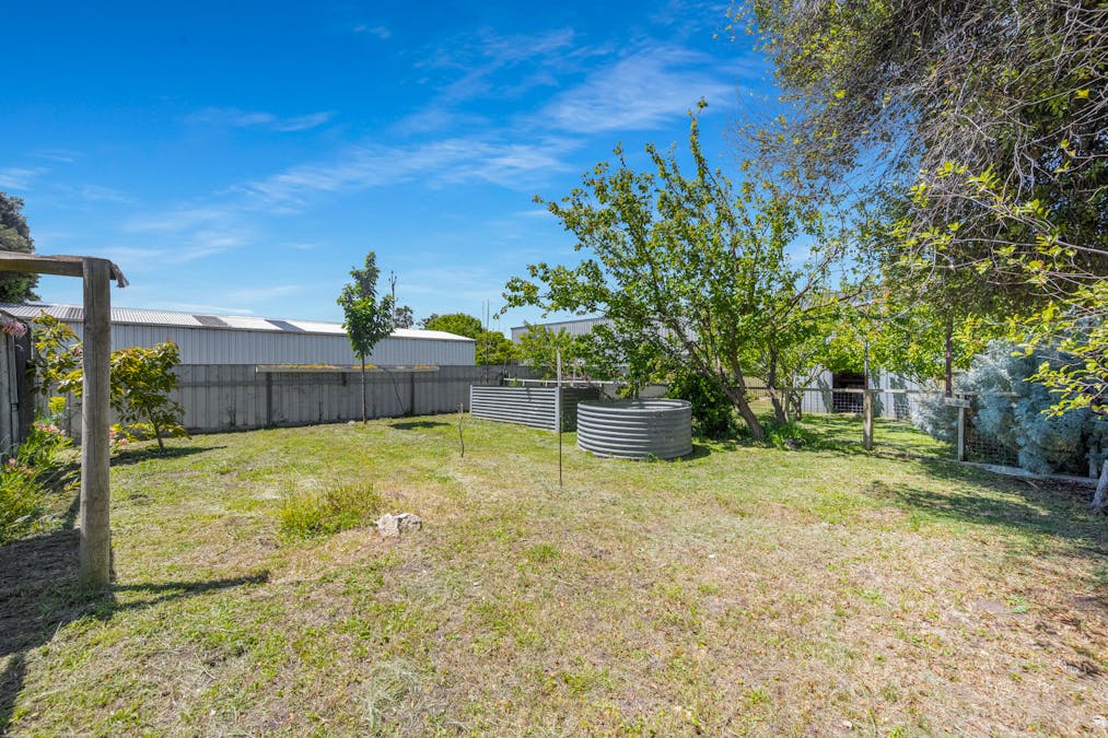 374 Williams Road, Millicent, SA, 5280 - Image 18