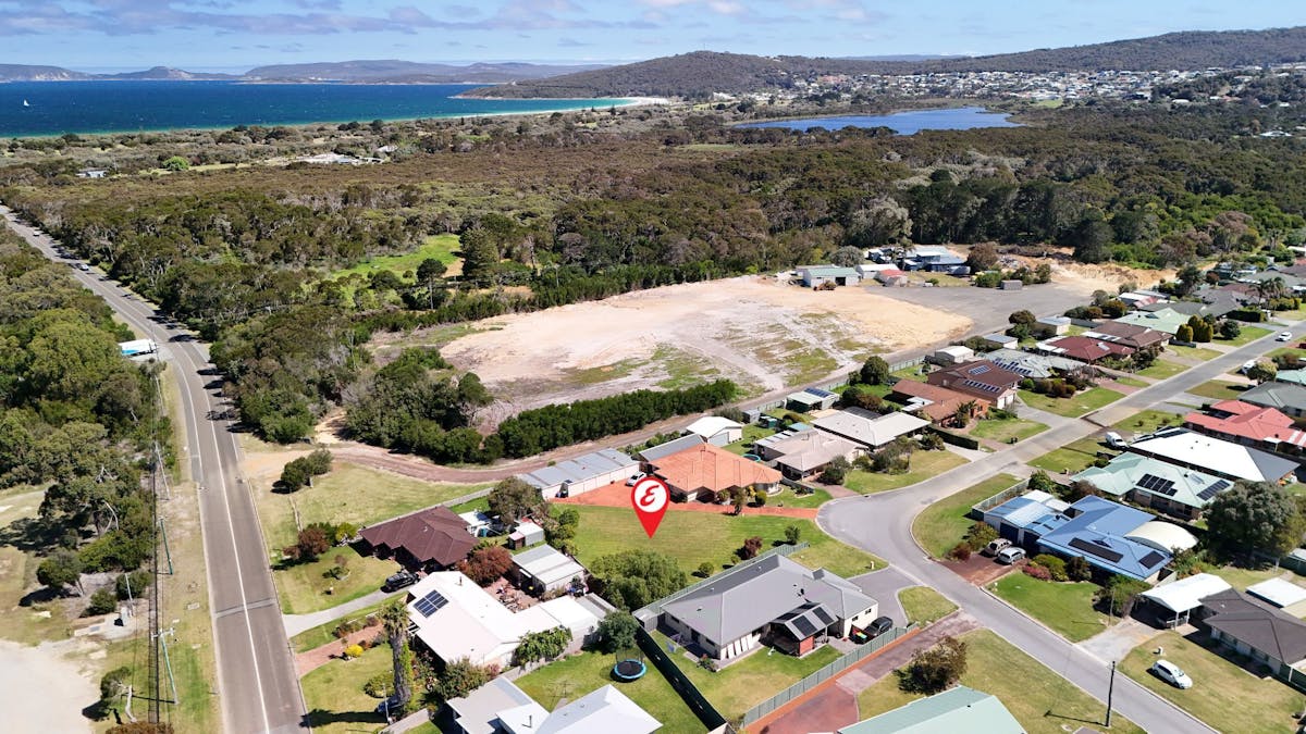 6 Ardross Crescent, Collingwood Park, WA, 6330 - Image 8