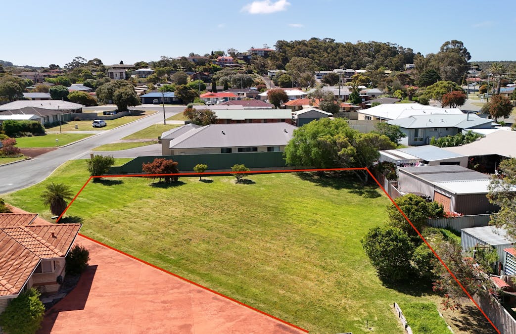6 Ardross Crescent, Collingwood Park, WA, 6330 - Image 6