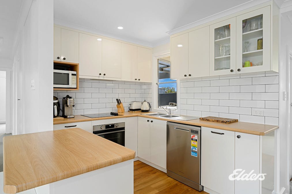 86 King Street, Smithton, TAS, 7330 - Image 2