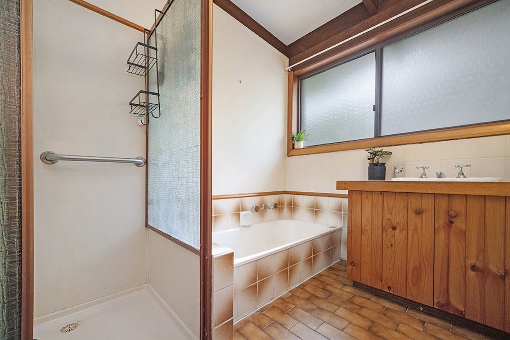 45 Laidlaw Street, Hamilton, VIC, 3300 - Image 3