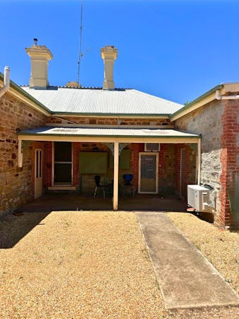 Unit 2/28 Victoria Road, Clare, SA, 5453 - Image 1