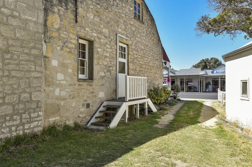 18  Victoria Street, Robe, SA, 5276 - Image 5