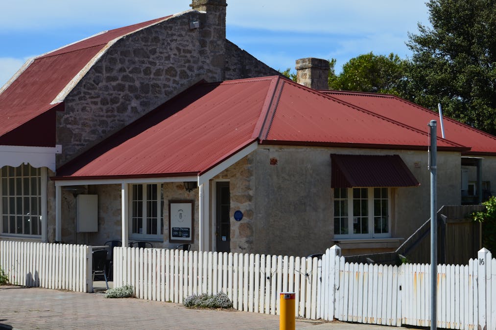 18  Victoria Street, Robe, SA, 5276 - Image 3