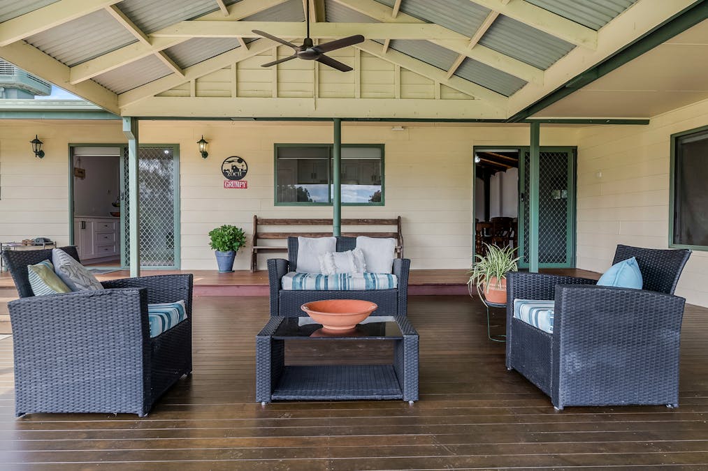 2 Fennelly Drive, Pyalong, VIC, 3521 - Image 12