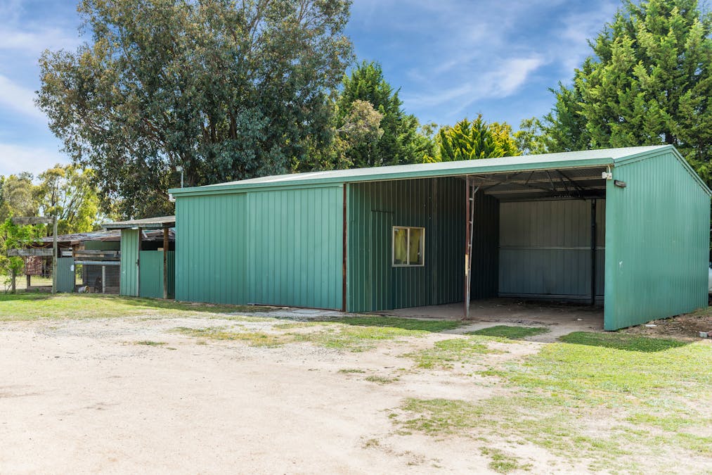 2 Fennelly Drive, Pyalong, VIC, 3521 - Image 20