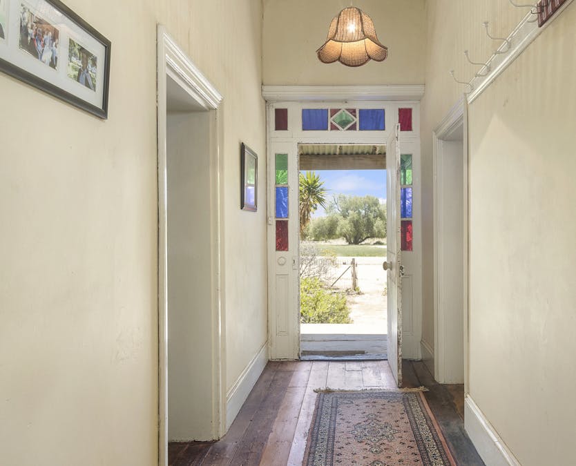 8 Broughton Road, Yacka, SA, 5470 - Image 4