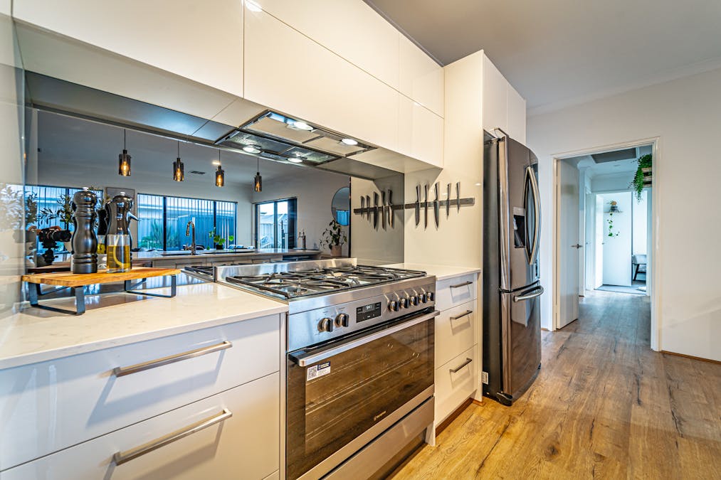 29 Kaler Road, South Yunderup, WA, 6208 - Image 21