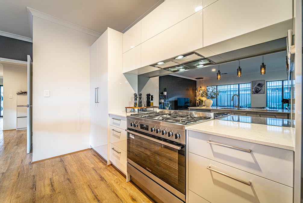 29 Kaler Road, South Yunderup, WA, 6208 - Image 18