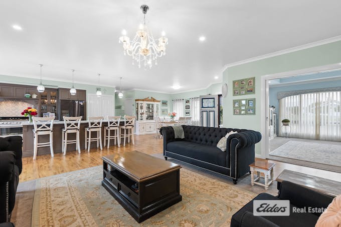 18 Owen Court, Warrenup, WA, 6330 - Image 1