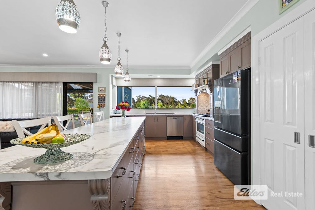 18 Owen Court, Warrenup, WA, 6330 - Image 10