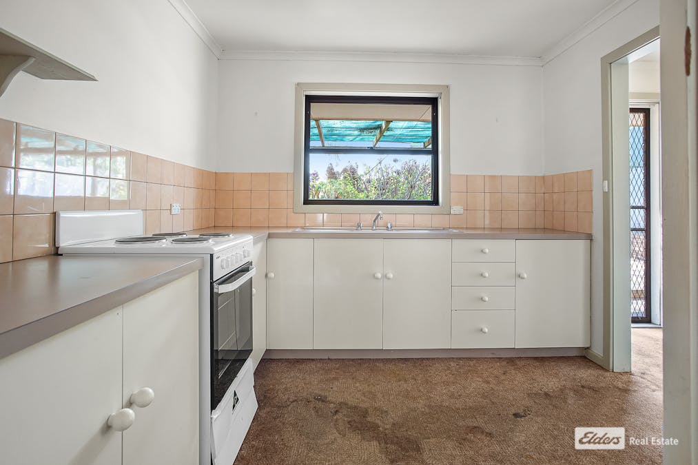 22 Gordon Street, Naracoorte, SA, 5271 - Image 6