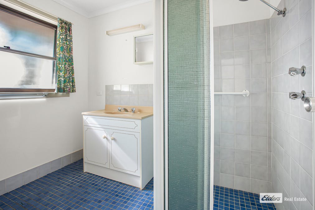 22 Gordon Street, Naracoorte, SA, 5271 - Image 9