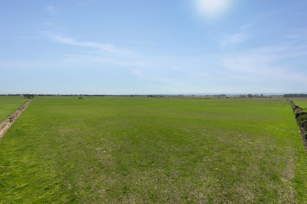 220 Five Mile Road, Koo Wee Rup North, VIC, 3981 - Image 16