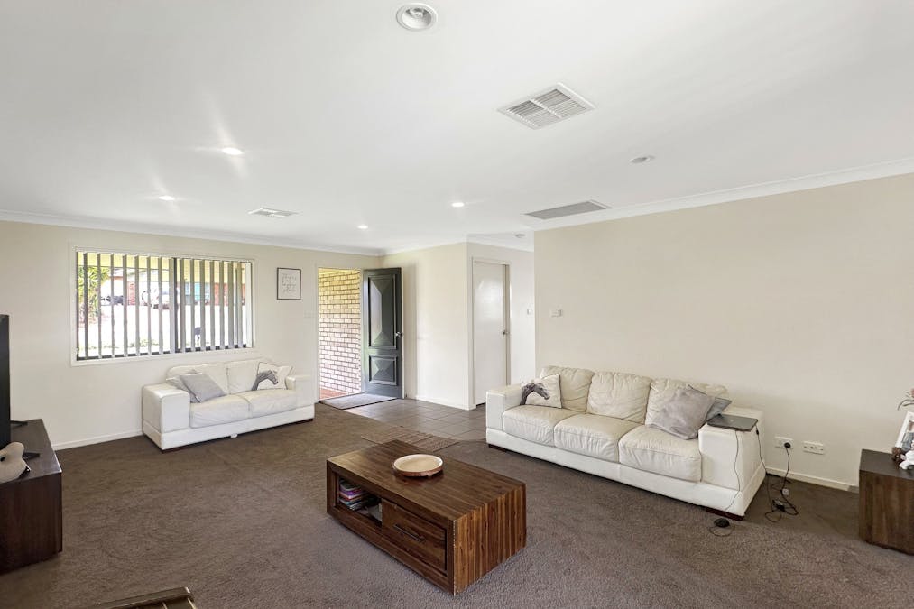 15 James Place, Cobar, NSW, 2835 - Image 3
