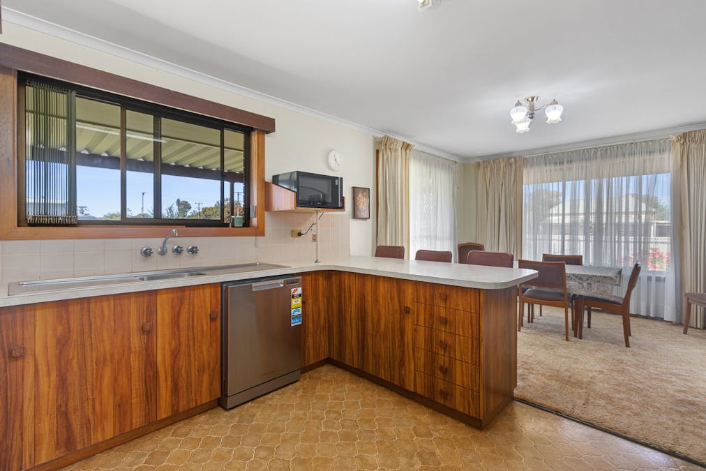 11 Cronin Street, Jamestown, SA, 5491 - Image 10