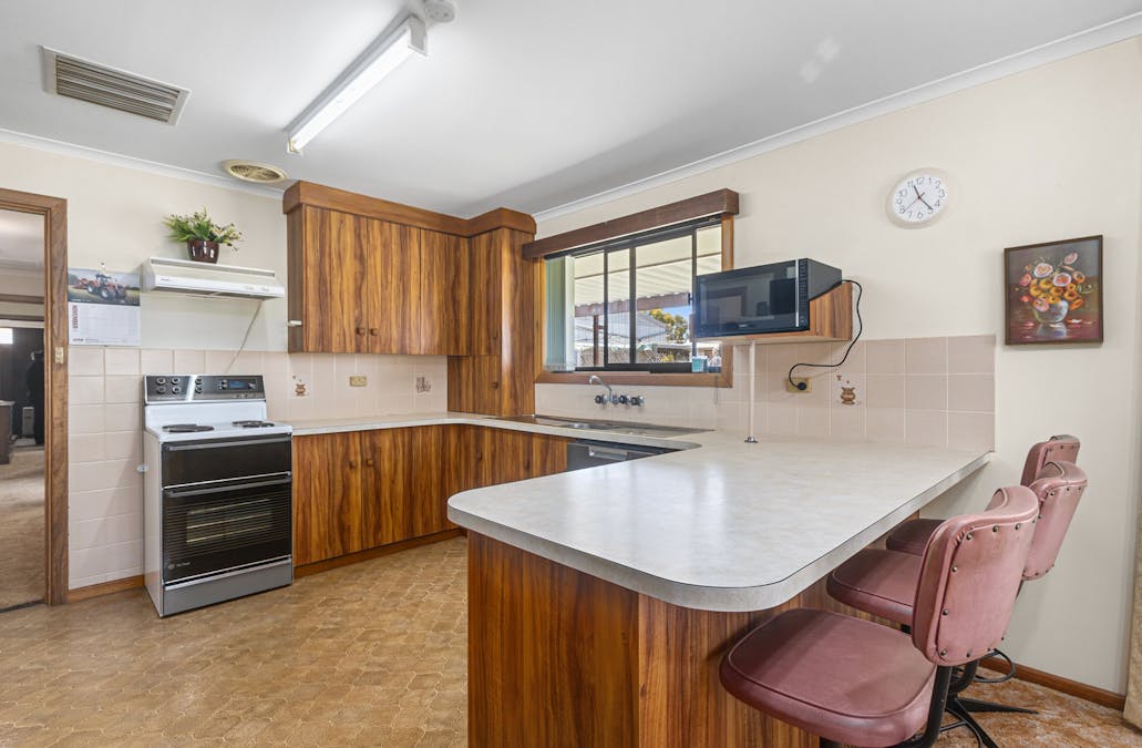 11 Cronin Street, Jamestown, SA, 5491 - Image 9