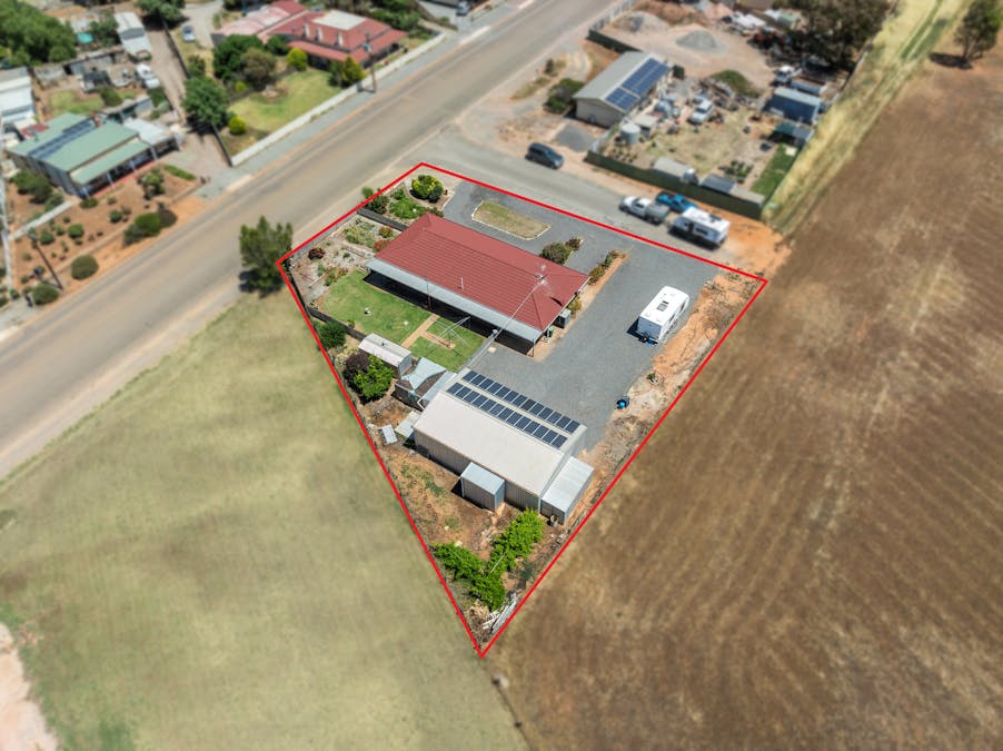 11 Cronin Street, Jamestown, SA, 5491 - Image 24