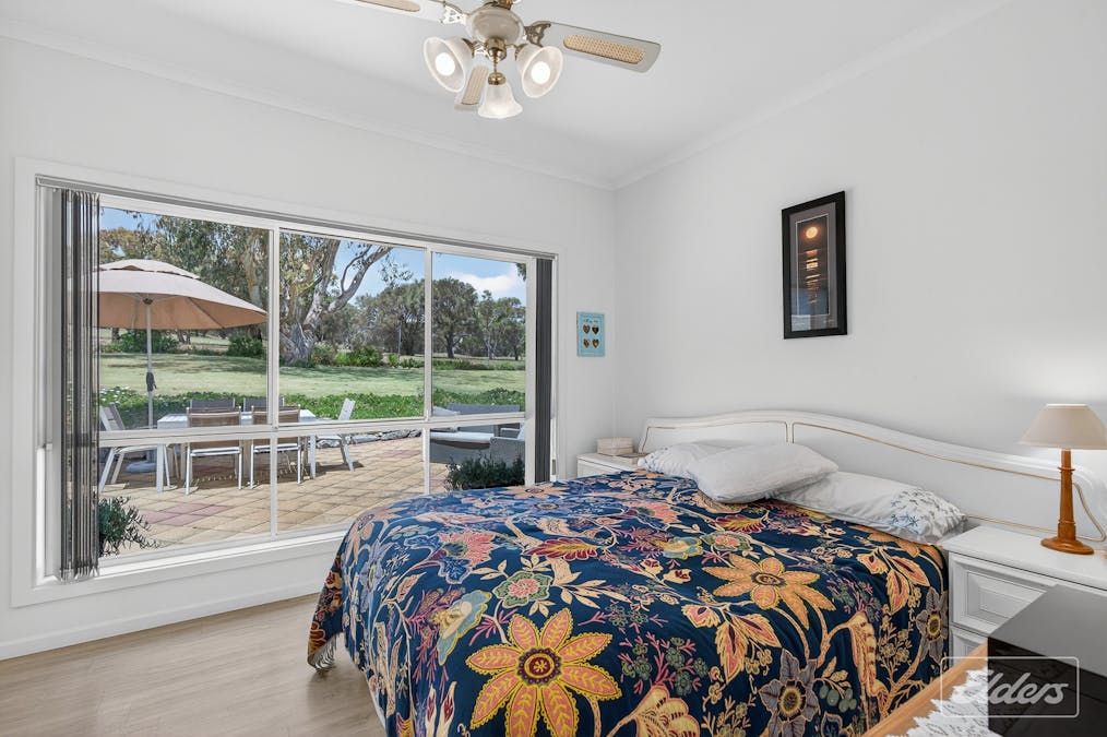 42 Seaview Avenue, Wirrina Cove, SA, 5204 - Image 21
