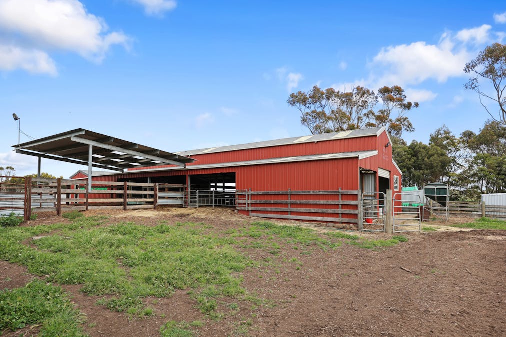 404 Chatsworth Road, Derrinallum, VIC, 3325 - Image 17