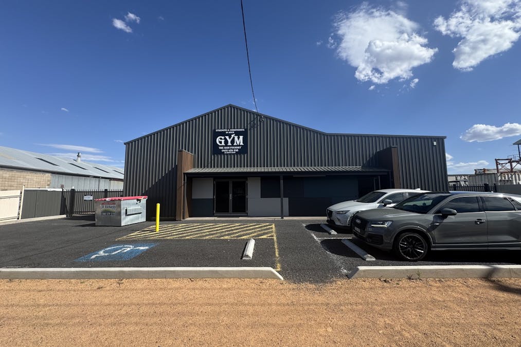 20 Depot Road, Dubbo, NSW, 2830 - Image 1