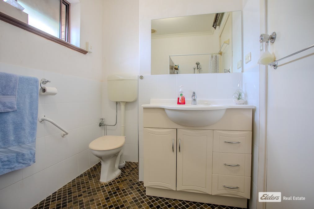 8 Poplar Street, Naracoorte, SA, 5271 - Image 9