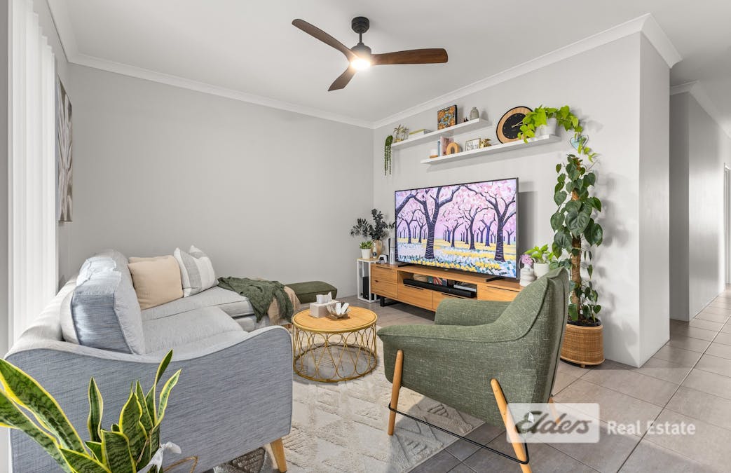 30 Arrowsmith Drive, Dalyellup, WA, 6230 - Image 2