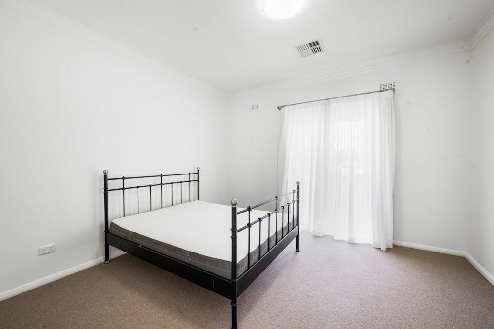 1 Iluka Road, Beachport, SA, 5280 - Image 9