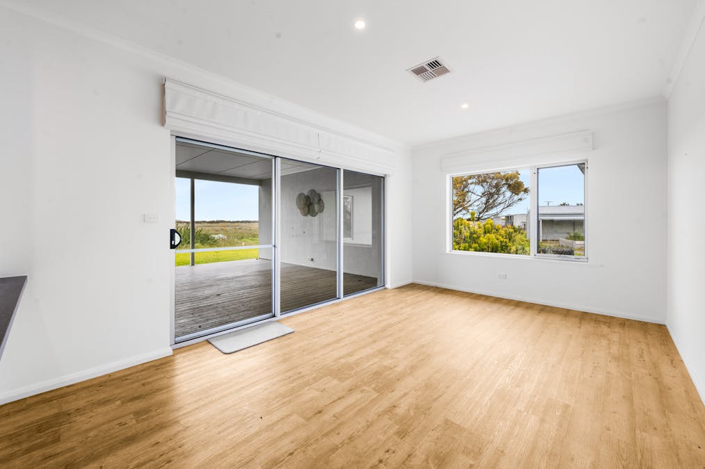 1 Iluka Road, Beachport, SA, 5280 - Image 6