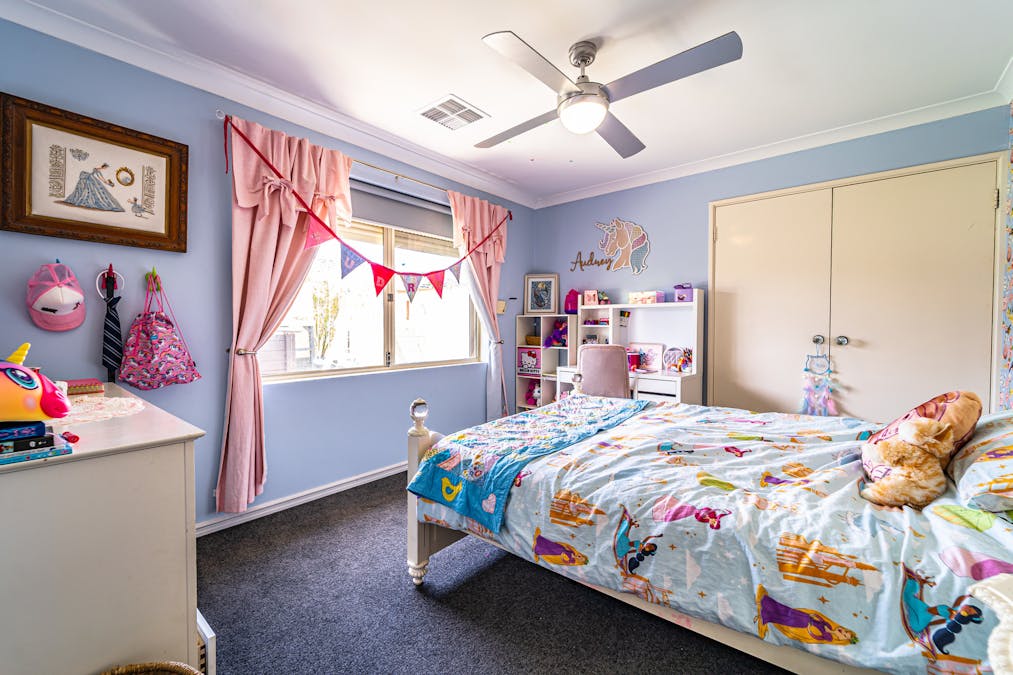 4 Dunkirk Court, Port Kennedy, WA, 6172 - Image 21