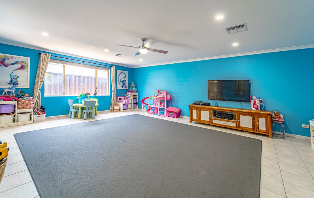 4 Dunkirk Court, Port Kennedy, WA, 6172 - Image 17