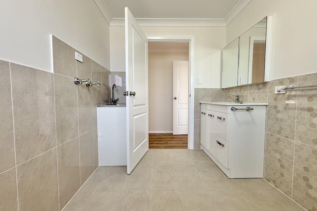 2/30 Coleman Road, Parkes, NSW, 2870 - Image 7