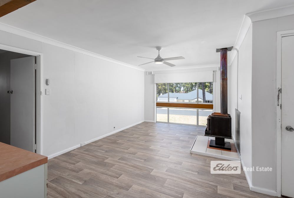 24 Park Street, Collie, WA, 6225 - Image 5