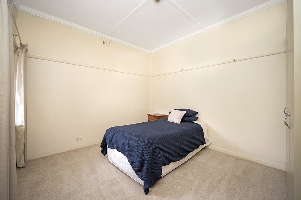 17 Alexandra Parade, Hamilton, VIC, 3300 - Image 6