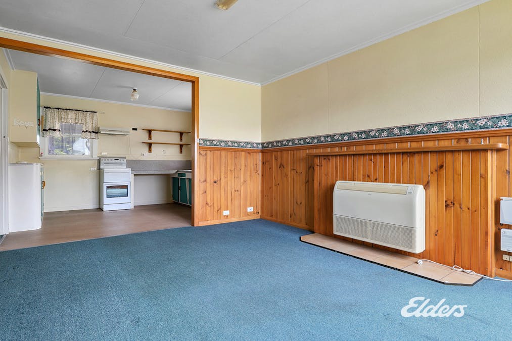 8 Emmett Street, Smithton, TAS, 7330 - Image 8