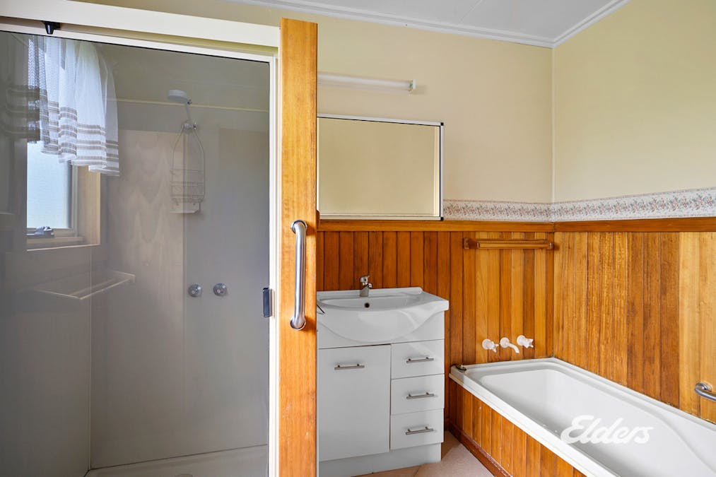 8 Emmett Street, Smithton, TAS, 7330 - Image 12