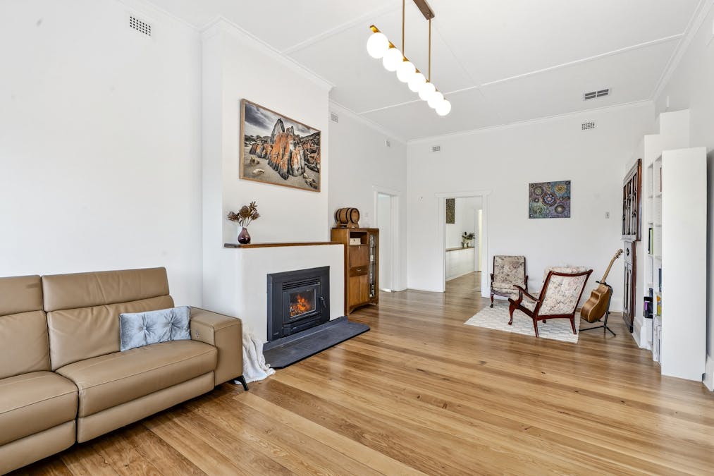 2 Myall Street, Renmark, SA, 5341 - Image 2