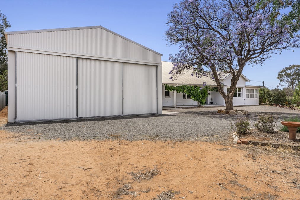 2 Myall Street, Renmark, SA, 5341 - Image 18