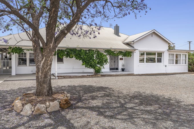 2 Myall Street, Renmark, SA, 5341 - Image 1